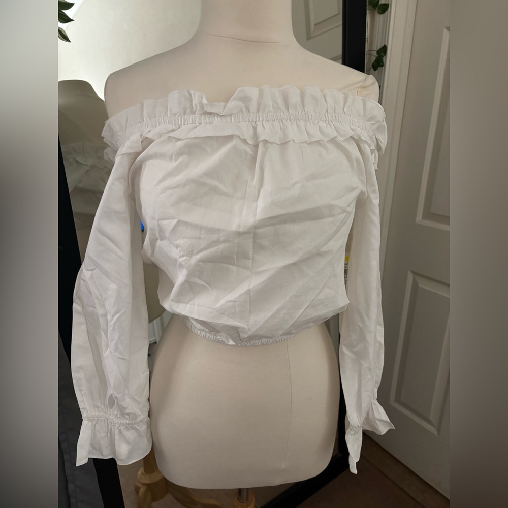 BCBGeneration Elegant White Blouse